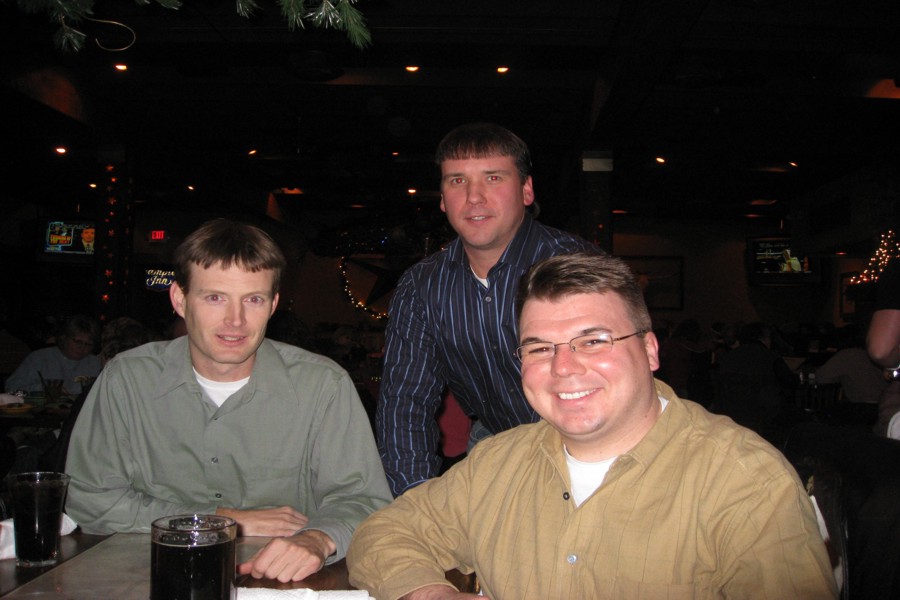 ../image/dinner with friends bill chris carl.jpg